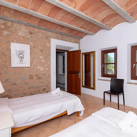 Villa La Corbaia By Sealand Arta